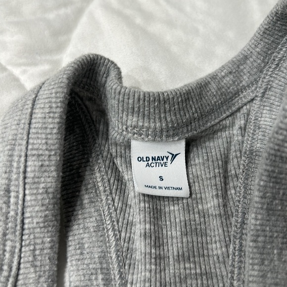 F45 Tank - Picture 4 of 5